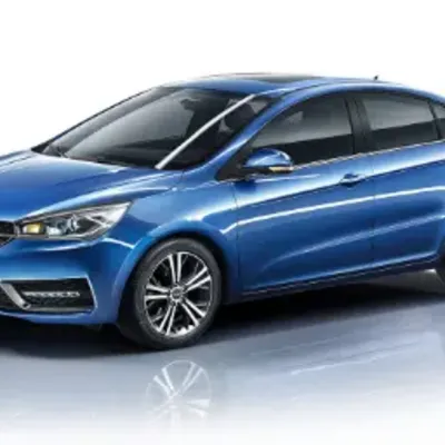 مقارنة Chery Arrizo5 Manual مع Saipa Shahin