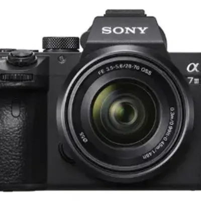 Karşılaştırma Sony Alpha A7 Iii İle Sony Fx30