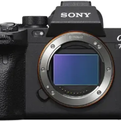 مقایسه کانن EOS 2000D با سونی a7S III