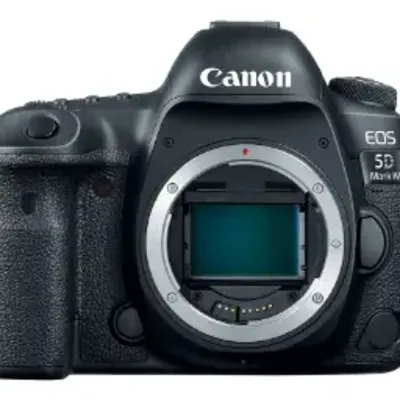 مقایسه کانن EOS 5D Mark IV با کانن EOS 700D